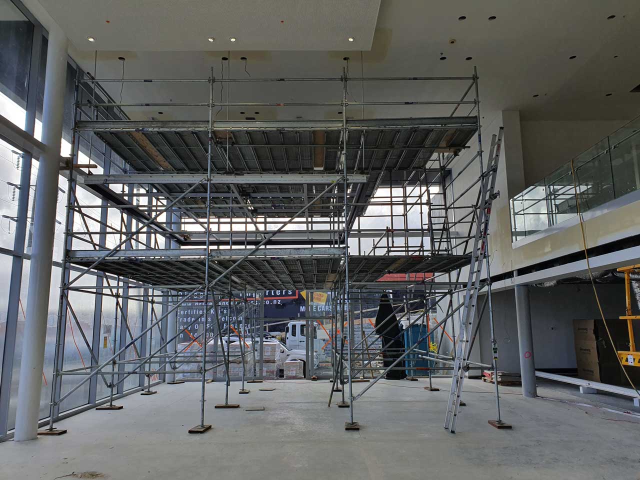 Indoor-Scaffolding-1280x960